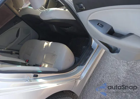 2015 Kia Optima Lx из США, поврежденный, VIN 5XXGM4A71FG398249